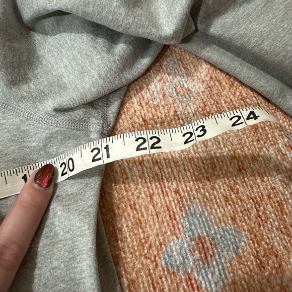 Vuori Halo Performance Hoodie 2.0 Pale Grey Heather VW268 size XL sold out color - Picture 7 of 7